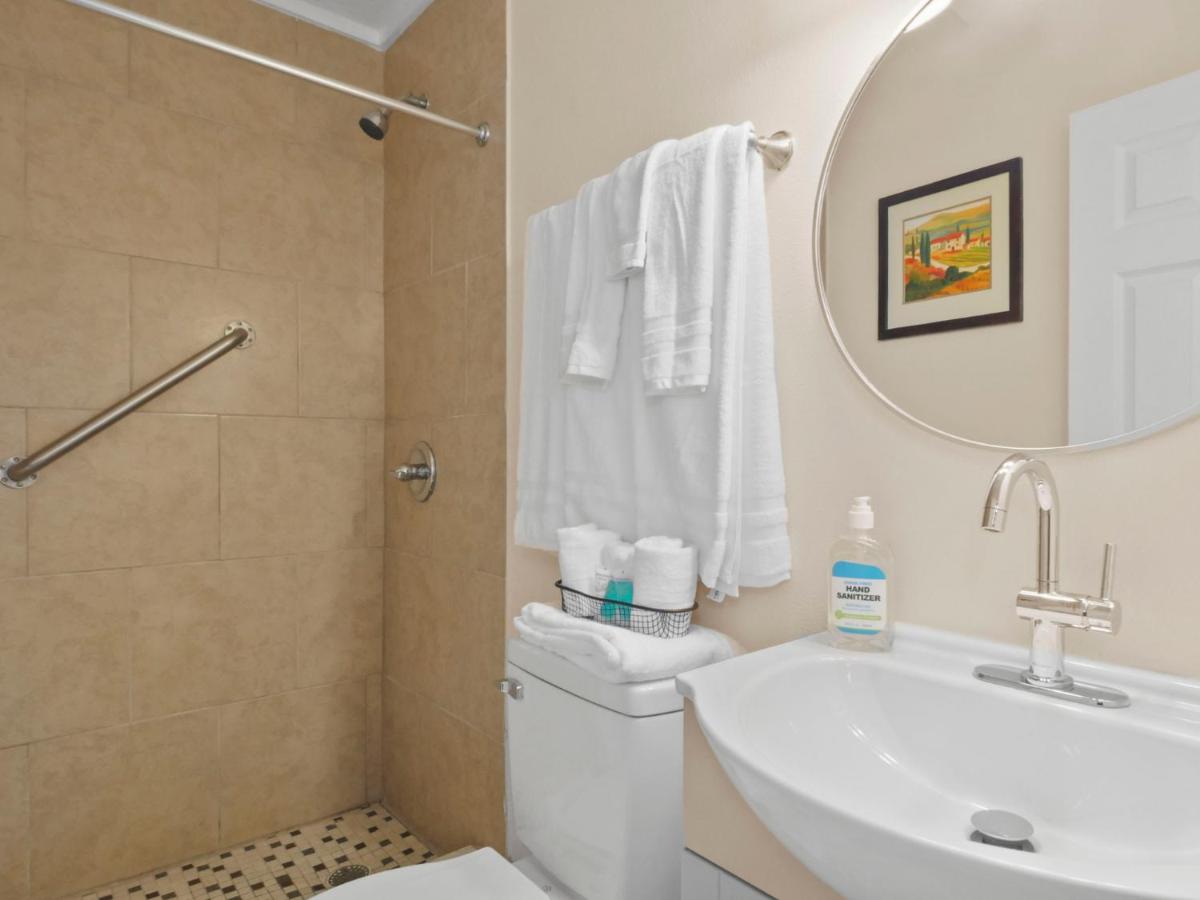 Bella Sirena Inn - Housity