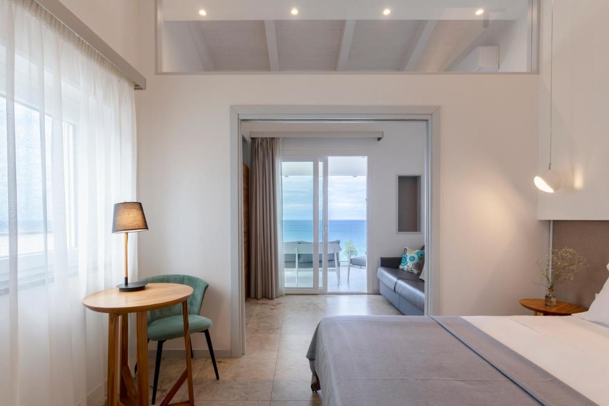 Midenza Seaside & Nature Retreat - Housity