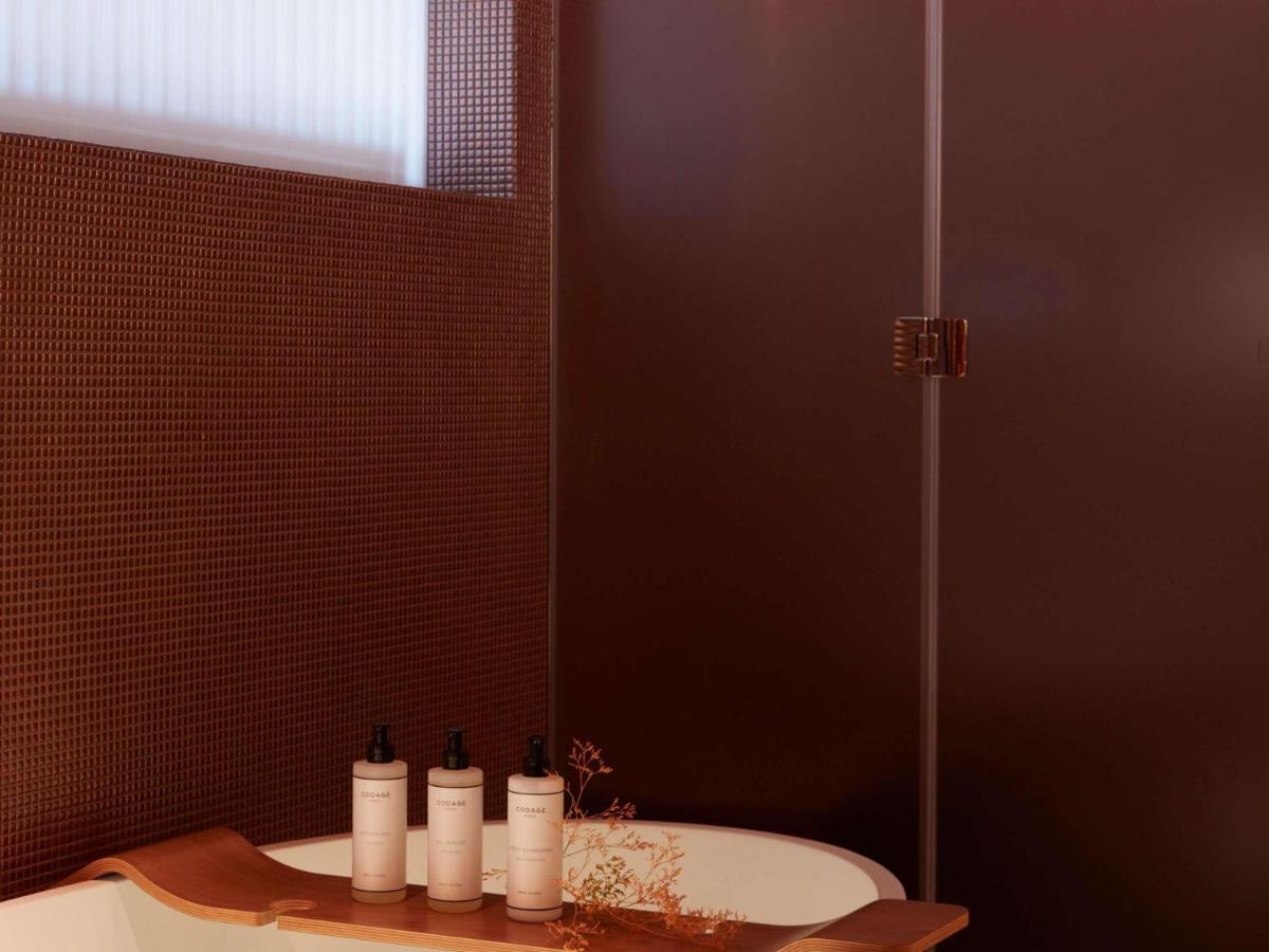 Salle de bains dans l'établissement SO/ Paris Hotel