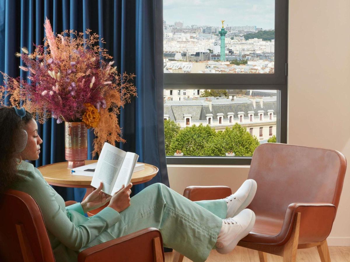 Coin salon dans l'établissement SO/ Paris Hotel