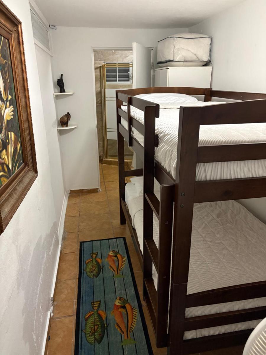 Cocobeach Cabin no pets allowed - Housity