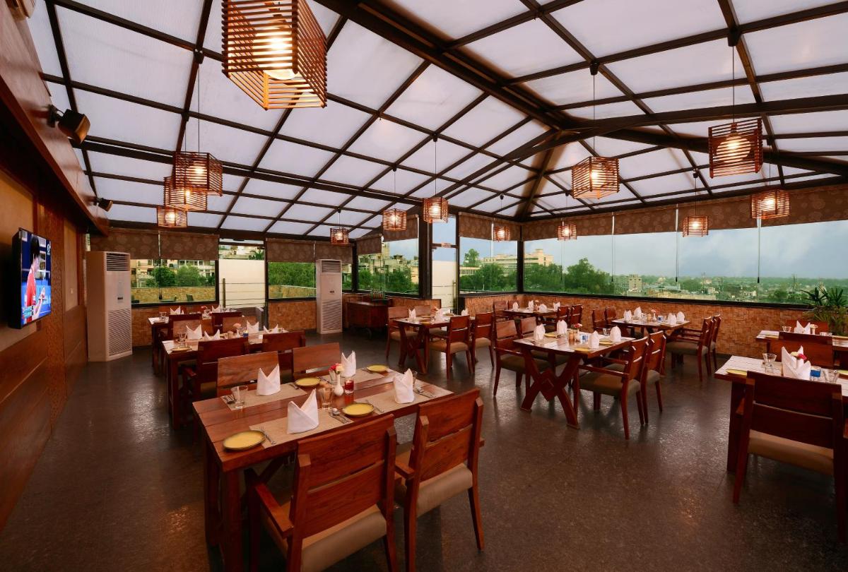 Suitetrails - Grand Plaza Lords Inn Jammu