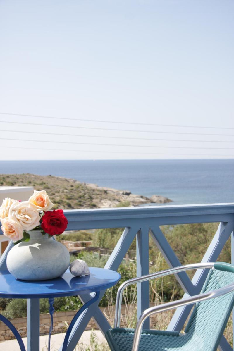 Manos Apartments - Housity