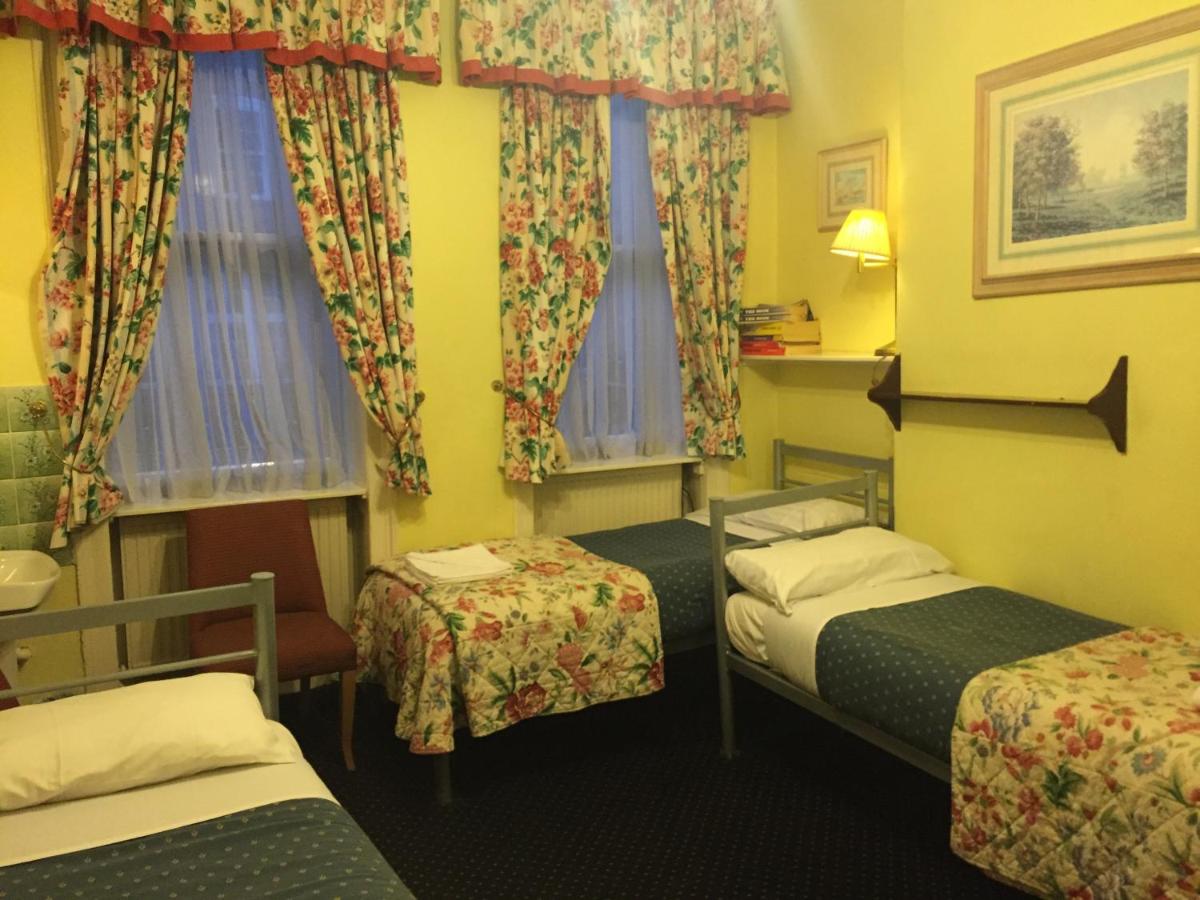 Albany Hotel - Hizvo