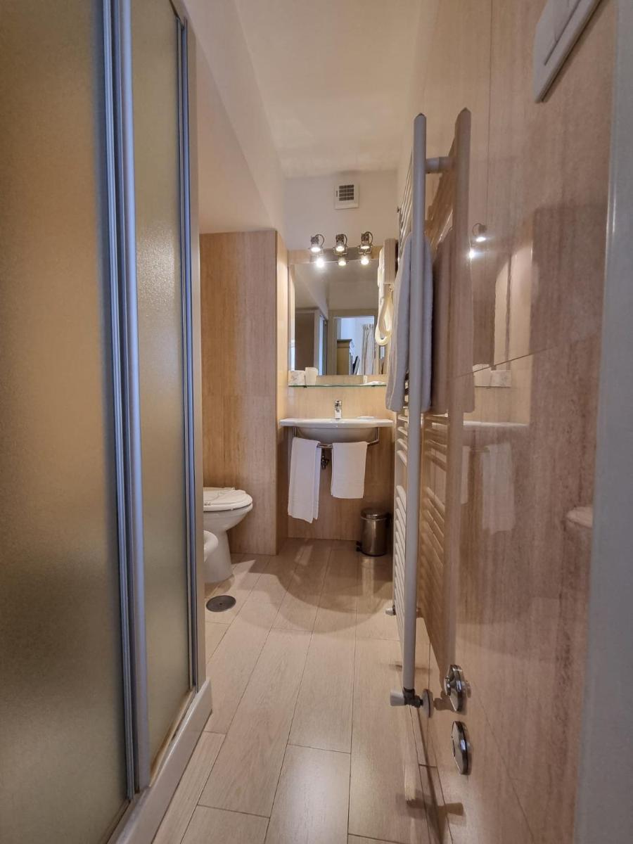 Hotel Virgilio - Housity