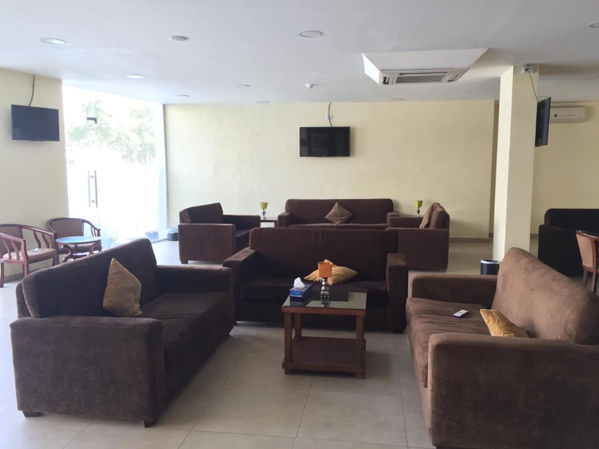 Suitetrails - Zaina Plaza Hotel