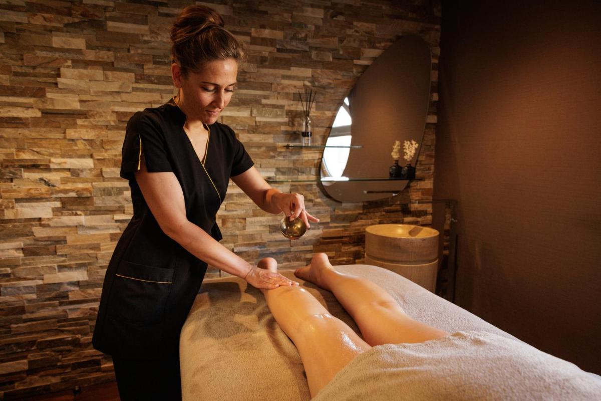 Spa ou équipements de bien-être de l'établissement Miramar La Cigale Hotel Thalasso & Spa