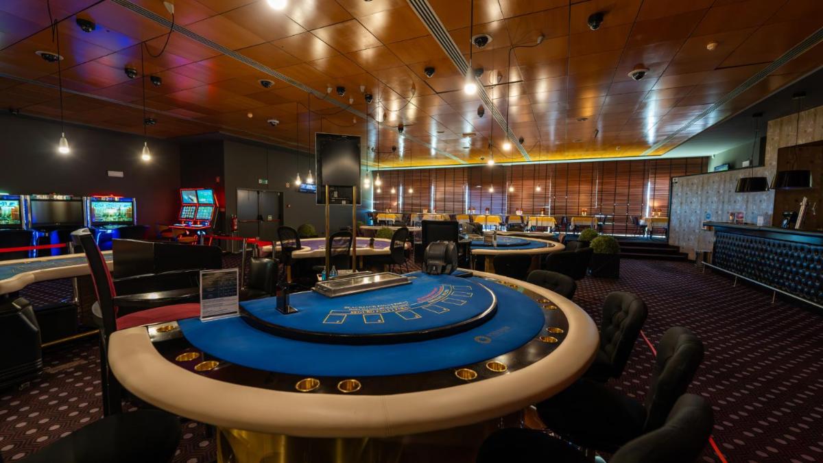 Um casino no hotel ou nas proximidades