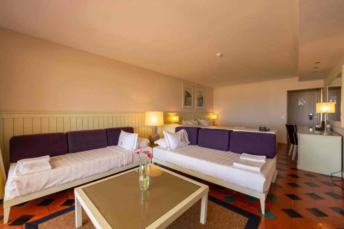 Uma área de estar em Algarve Casino Hotel