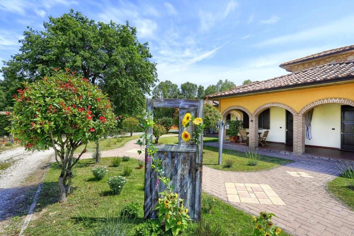 Agriturismo La Fattoria - Housity