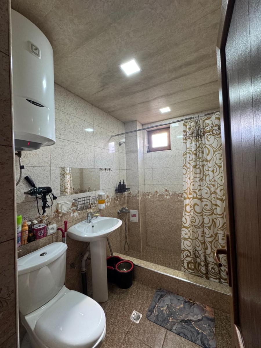 AlexMila - Housity