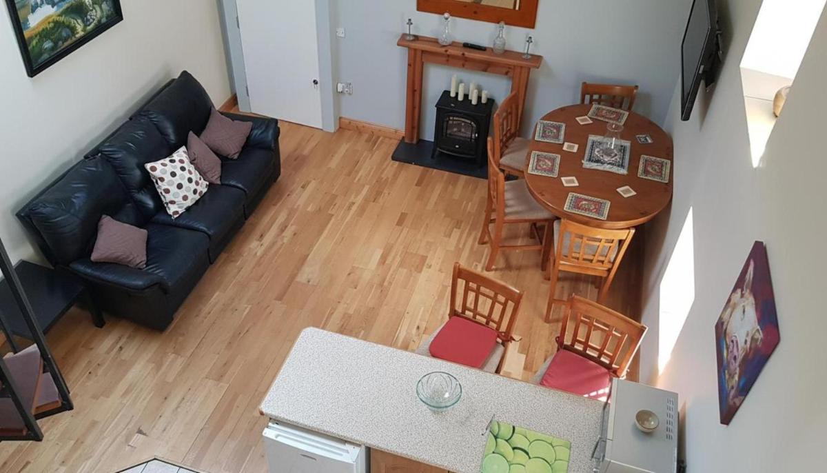 Apartment 3 bedroom banagher town centre - Housity