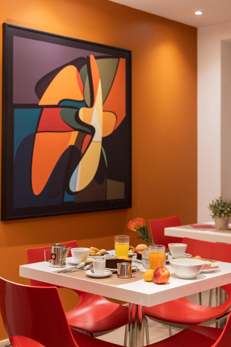Hotel Dimorae Rooms and Suites - Apartments - Housity