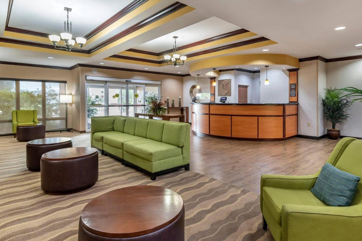Comfort Suites Vicksburg - Housity