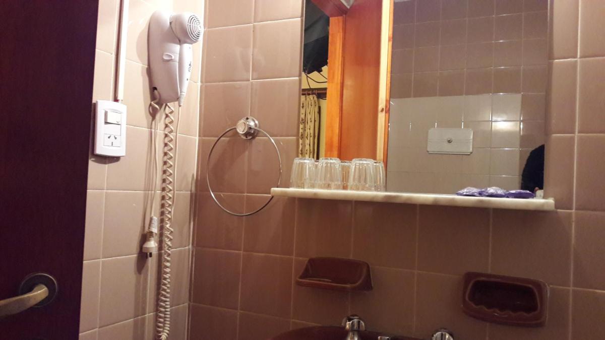 Hotel Santa Clara - Housity