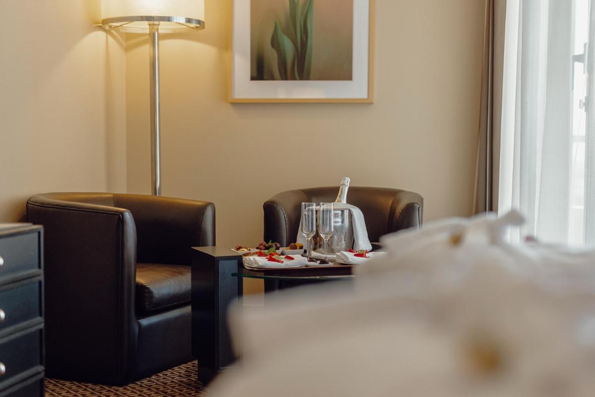 Uma área de estar em Hotel Solverde Spa and Wellness Center