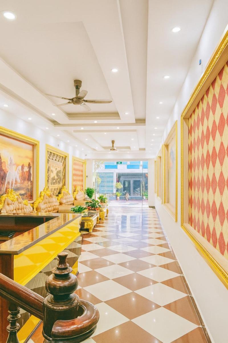 Cô Chung Hotel - Housity