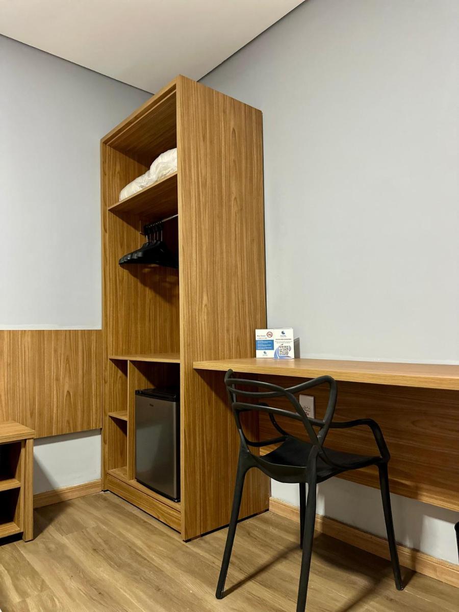 Hotel Premier - Housity