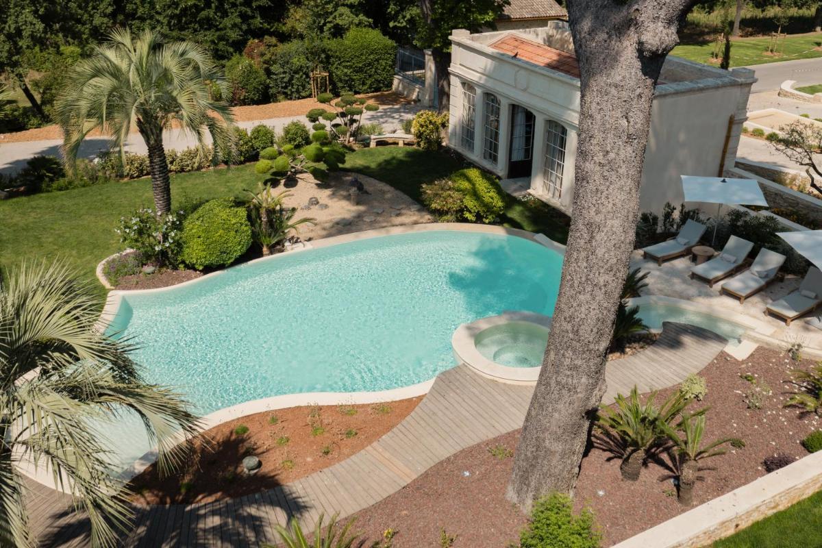 Piscine de l'établissement Domaine de Verchant & Spa - Relais & Châteaux ou située à proximité