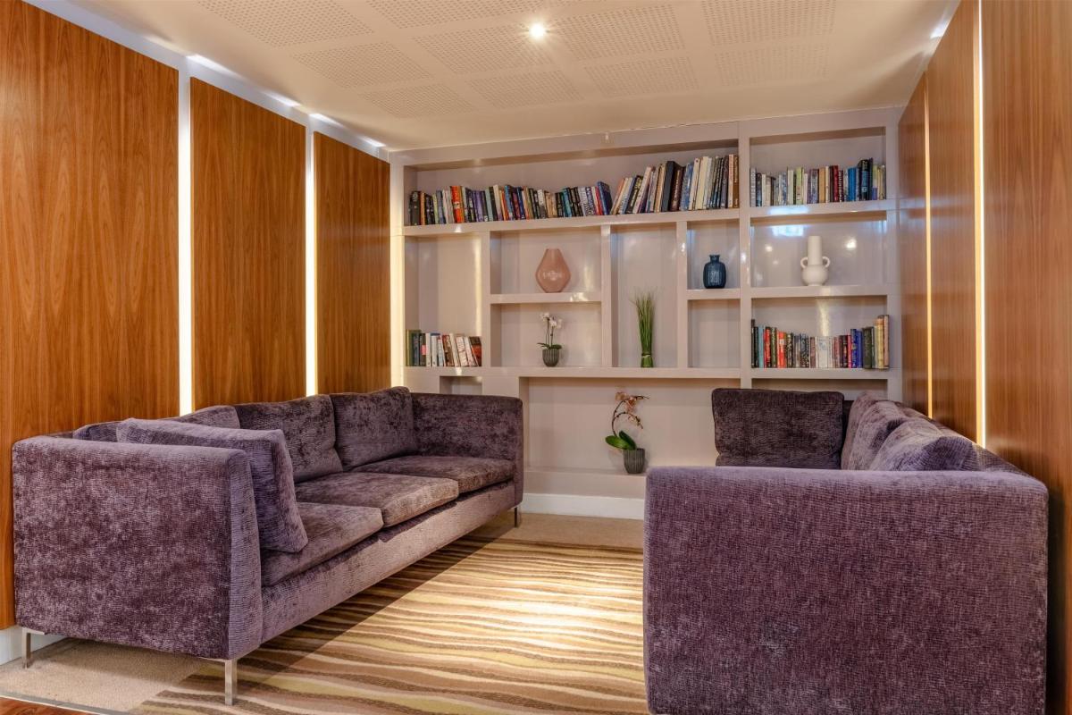 Radisson Blu Hotel, Bristol - Housity