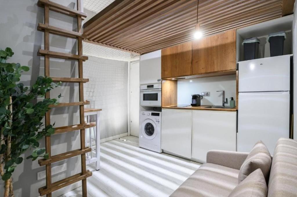 Stylish Stay in the Center of Madrid - Housity