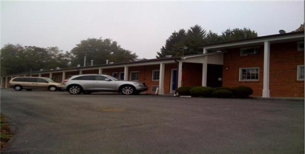 Relax Inn Lewisburg - Housity