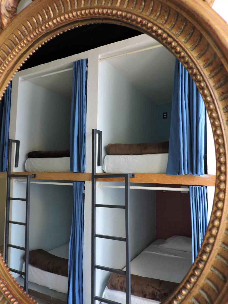 Capsule Hostel - Hizvo