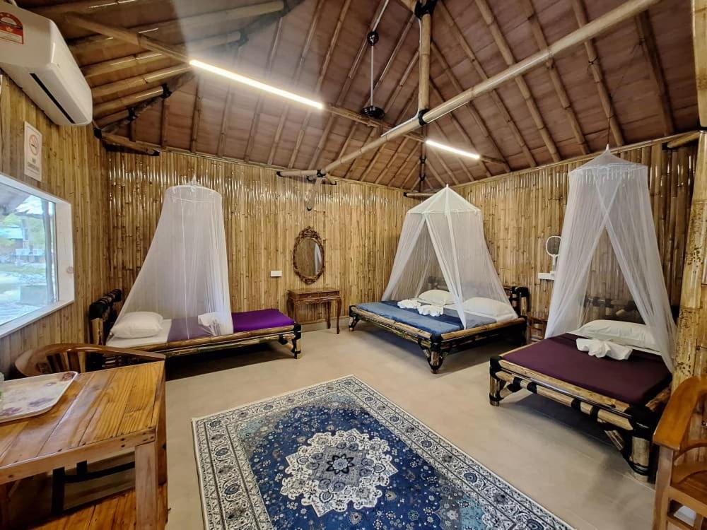 Tadom Hill Resorts - Housity