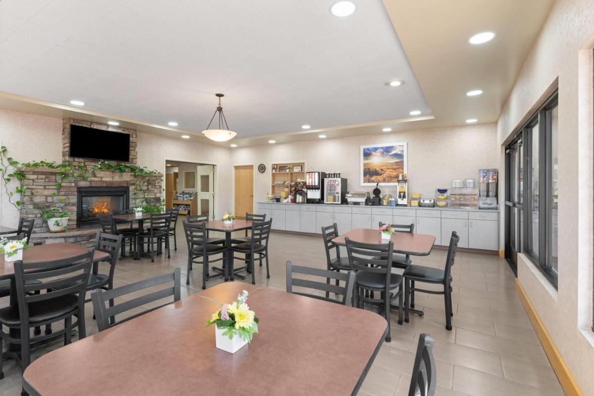 Days Inn by Wyndham Chino Valley - Housity