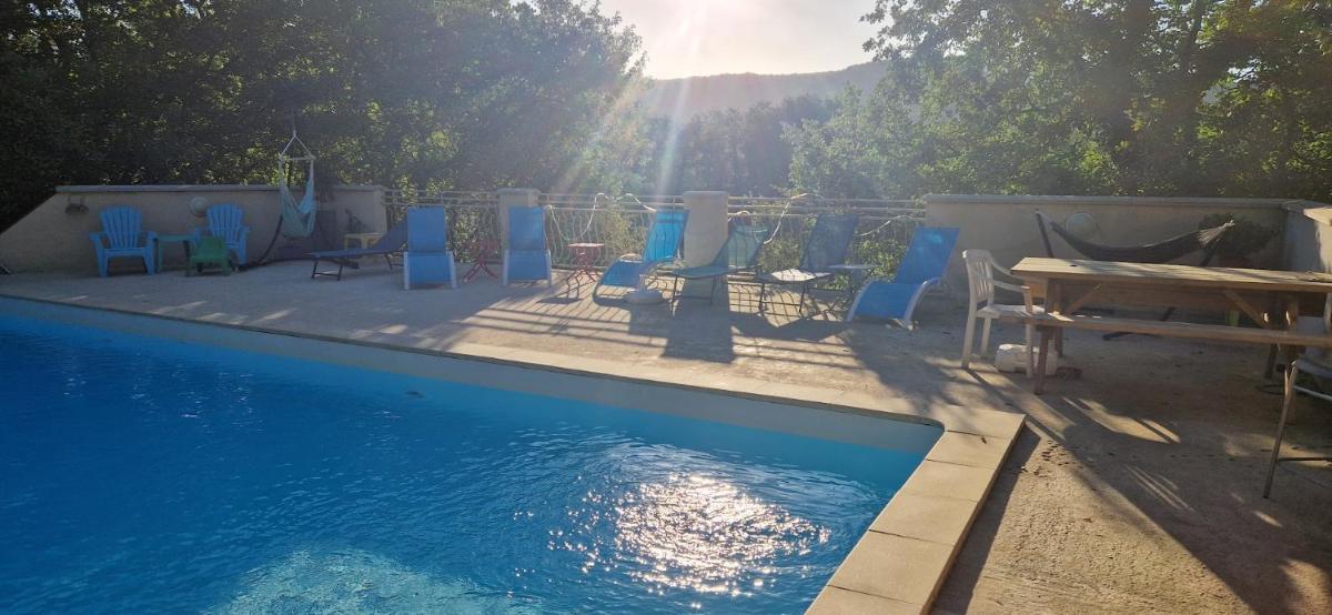 Domaine de la Cotille Gîte Ô z'amis - Housity