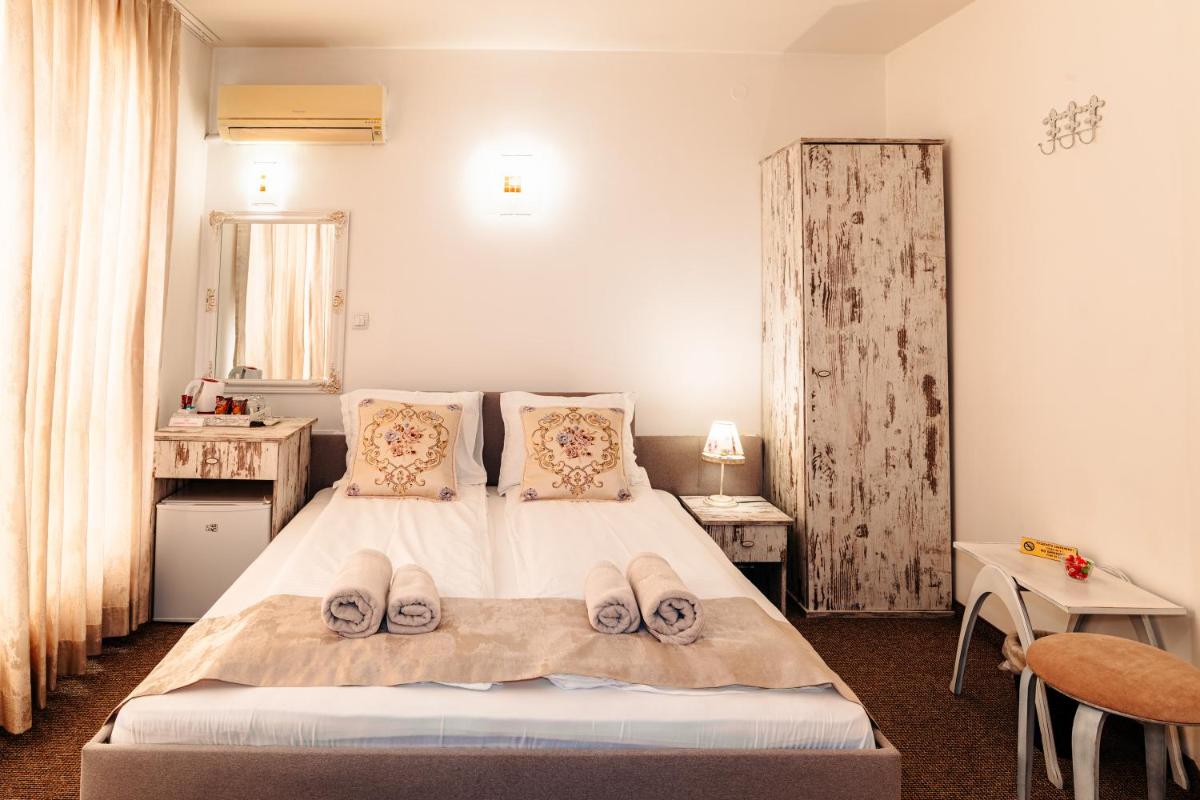 Hotel Kiev - Housity
