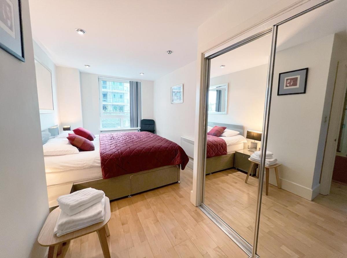 London Riverside Apartment - Housity