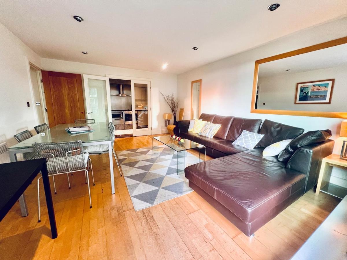 London Riverside Apartment - Housity