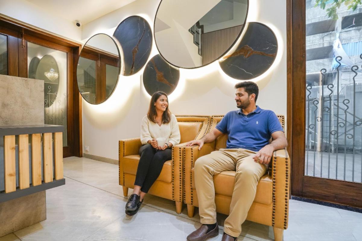 FabHotel Global Spaces - Nr NESCO Exhibition Center - Hizvo