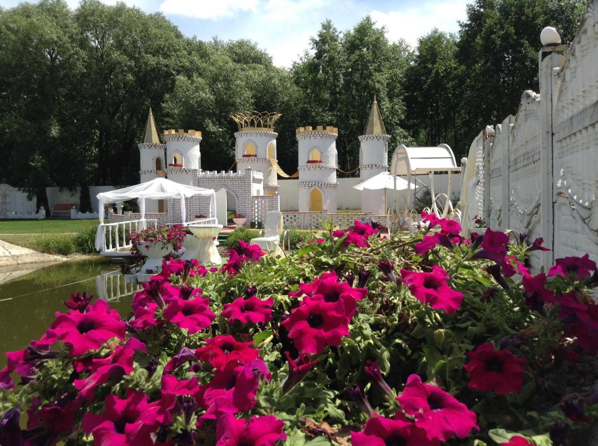 Edem teterivka village - Housity