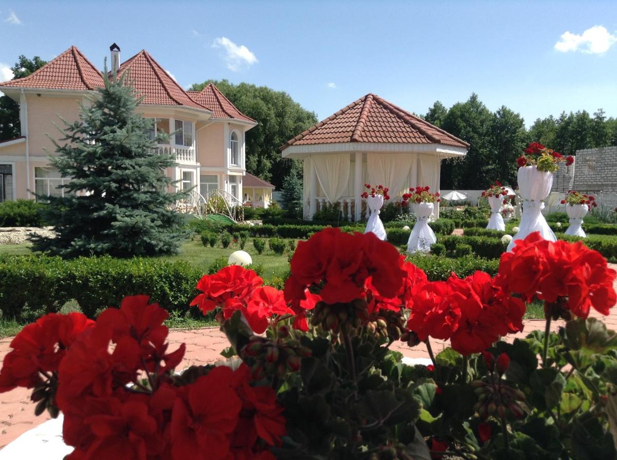 Edem teterivka village - Housity