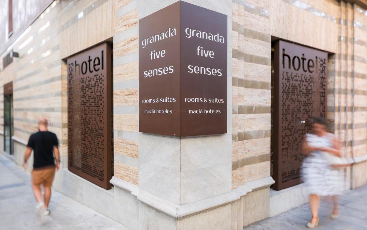 Clientes alojados en Hotel Maciá Granada Five Senses Rooms & Suites