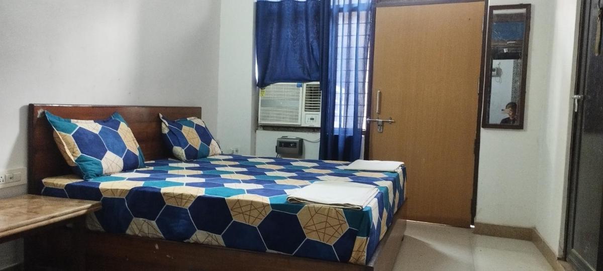 Hotel Yogendra - Housity