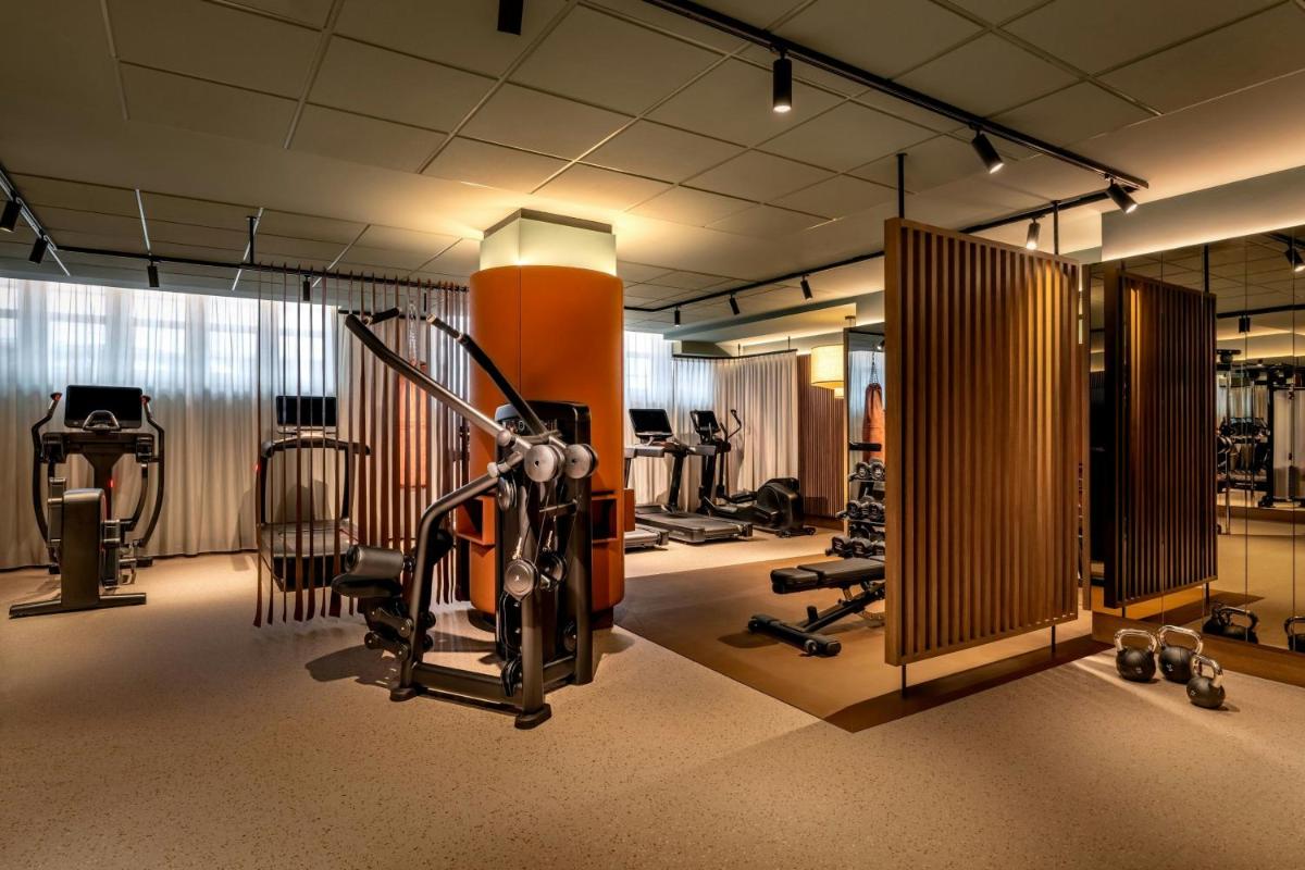 Das Fitnesscenter und/oder die Fitnesseinrichtungen in der Unterkunft Cologne Marriott Hotel