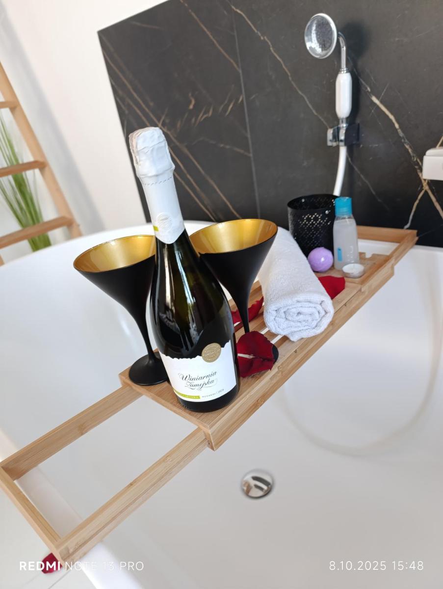 Roztoczańskie Apartamenty - Housity