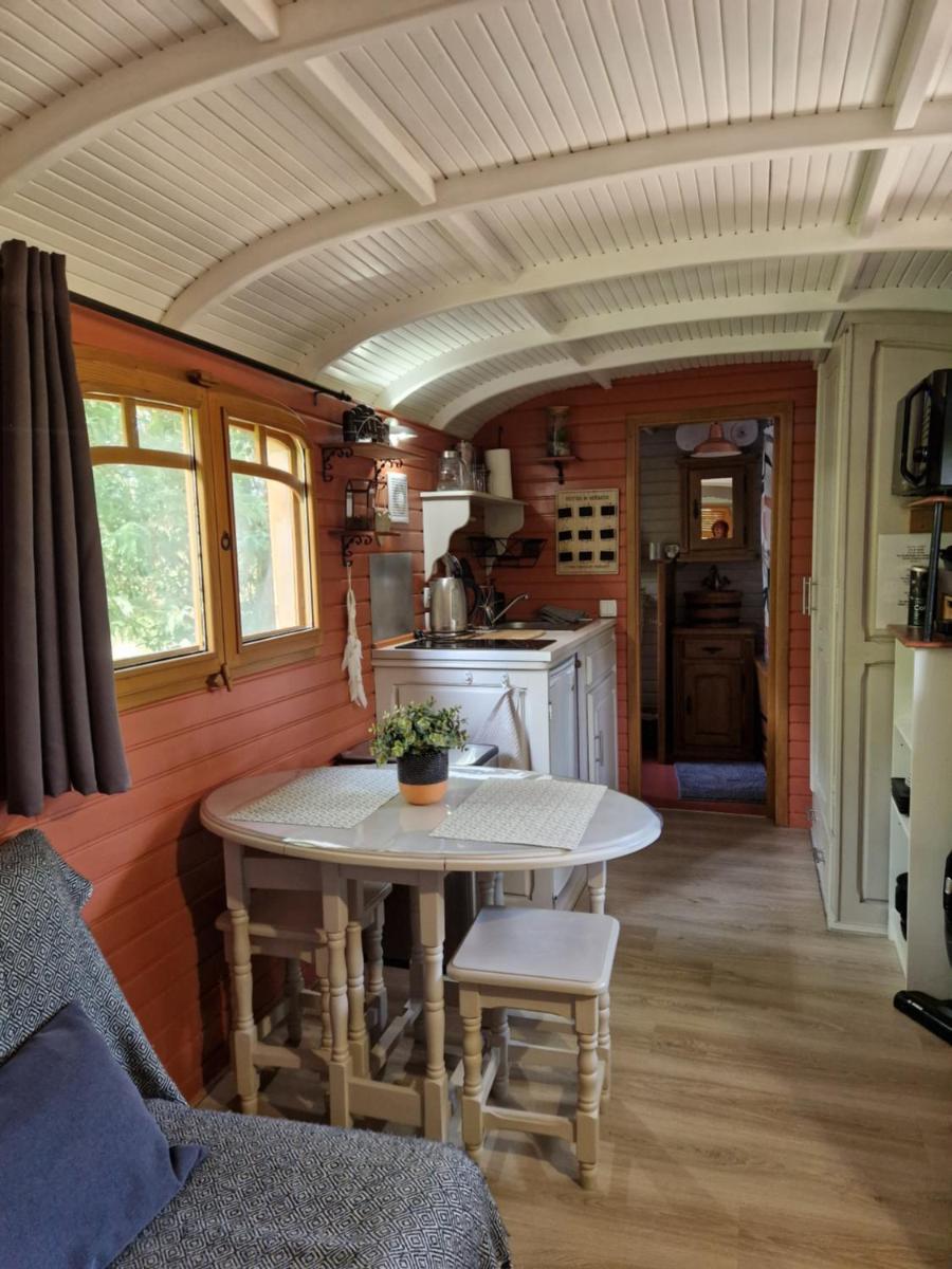 Roulotte en bois Sud France - Housity