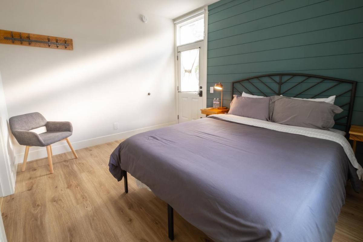 Eastside Guesthouse and Bivy - Housity