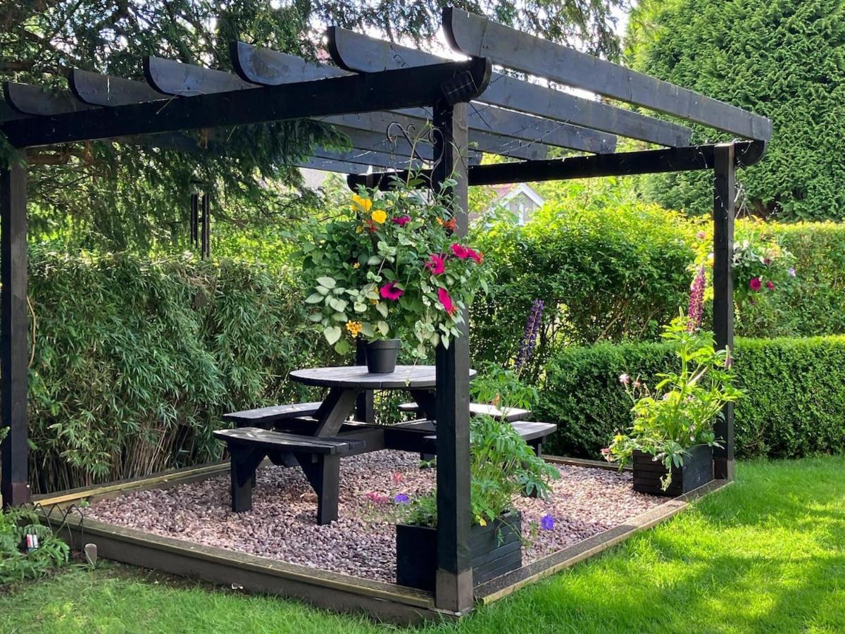 Stoneridge Holiday Cottage in Centre of Buxton - Housity