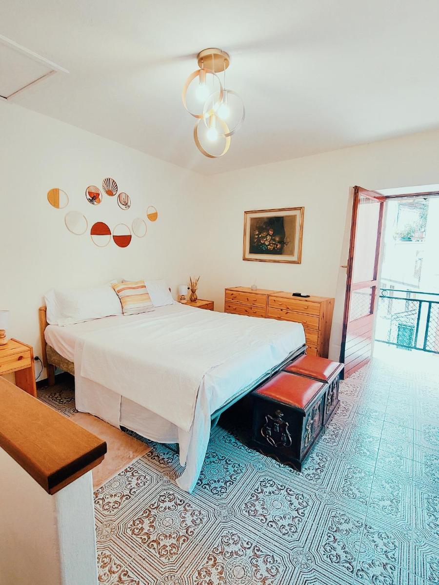 A beautifully furnished semi-detached house in Strozza, Bergamo - Housity