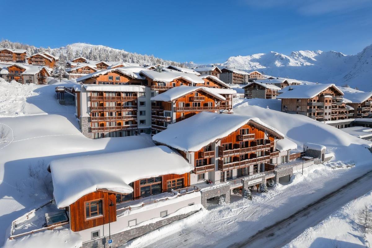 L'établissement ILY Hotels & Spa La Rosiere en hiver