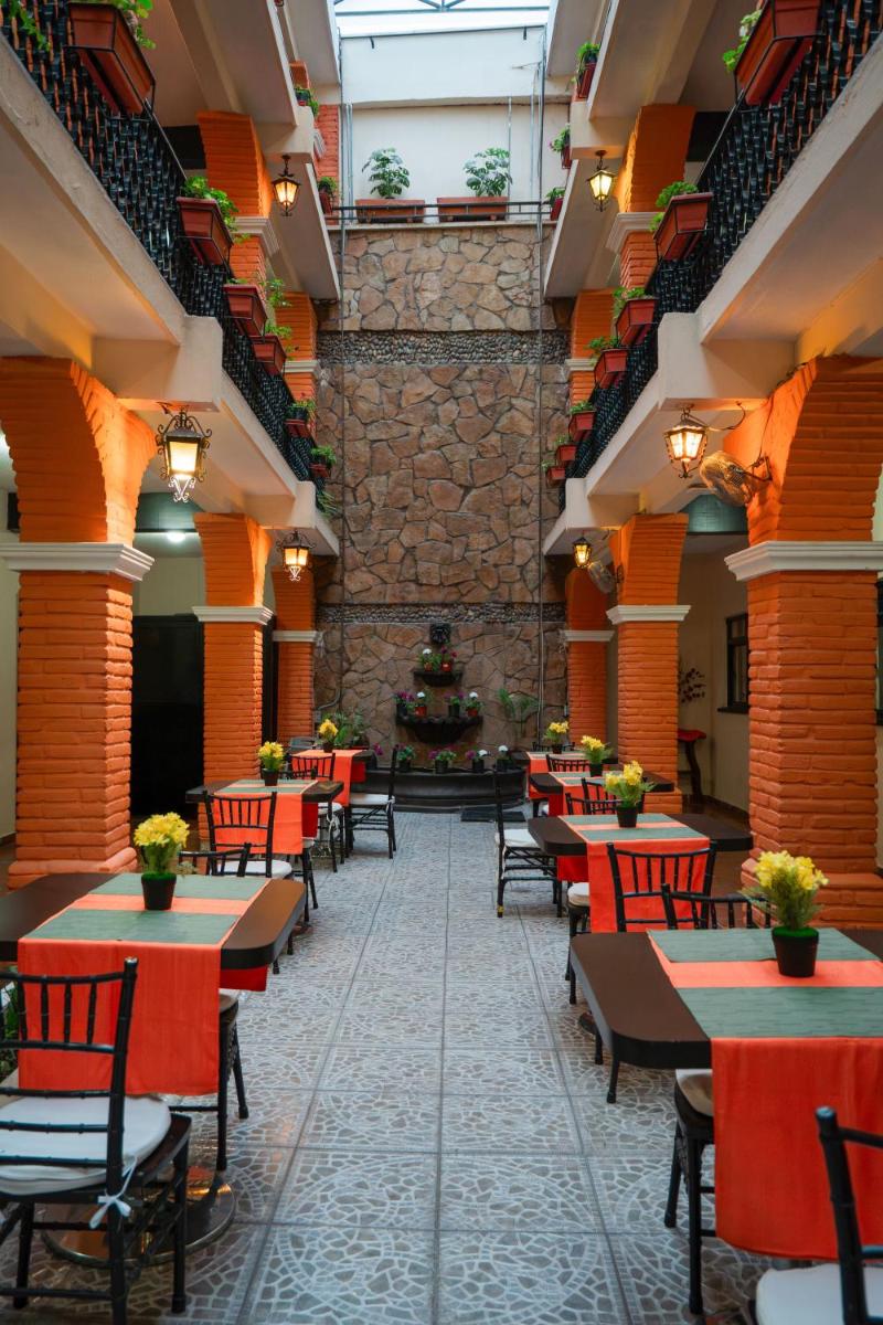 Hotel del Carmen, en el Centro- DESAYUNO Incluido ! - Housity
