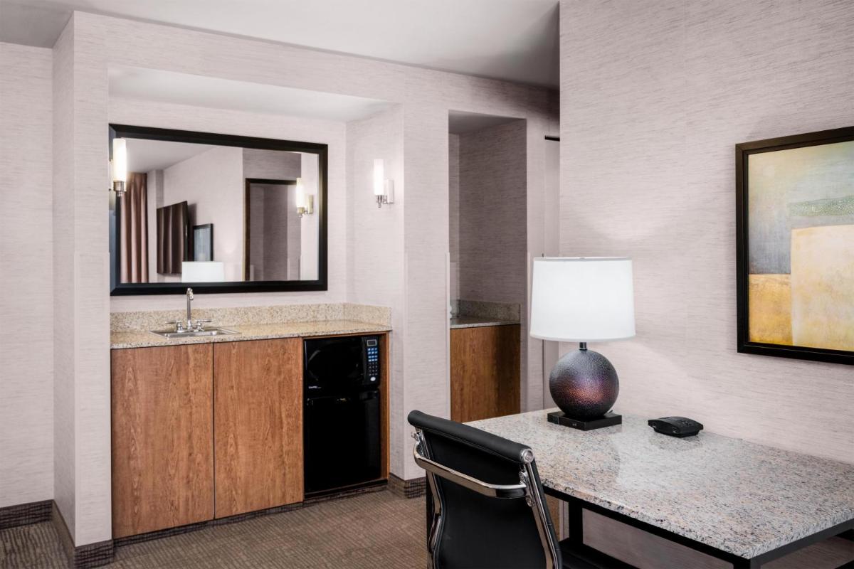 Eastgate Hotel - BW Signature Collection - Housity