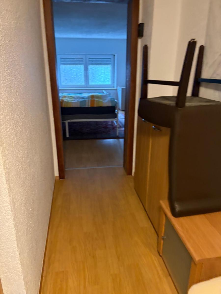 Gusenburg B 13o Monteur Wohnung bis 9 Personen - Housity