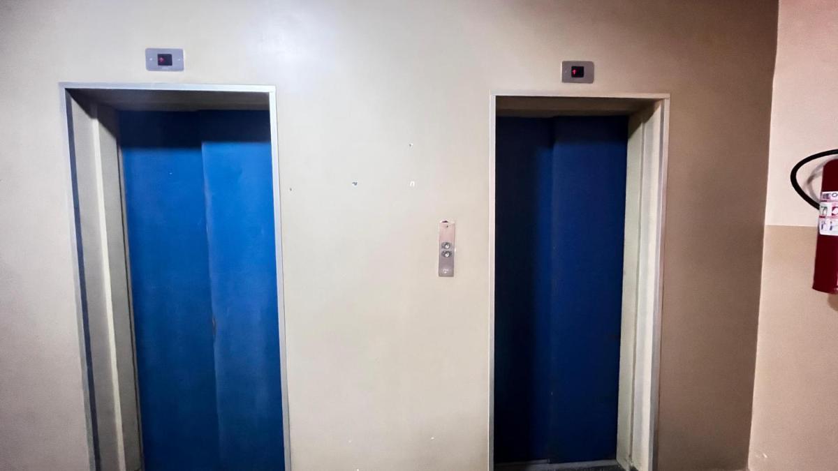 Amplio y cómodo apartamento con bella vista en pleno centro - Housity