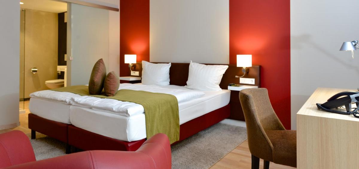 Weinhotel Kaisergarten - Housity